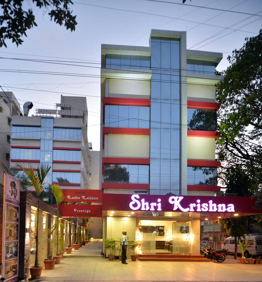 Hotel Radhe Krishna Солапур Экстерьер фото